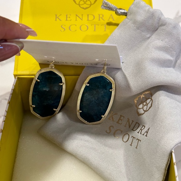 Kendra Scott Aqua Apatite Danielle Earrings - Picture 5 of 7